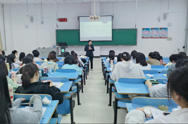 筑牢根基体现出以教育科技人才交融支撑