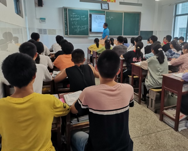 让在展现中形塑严设变迁学让学生在变式